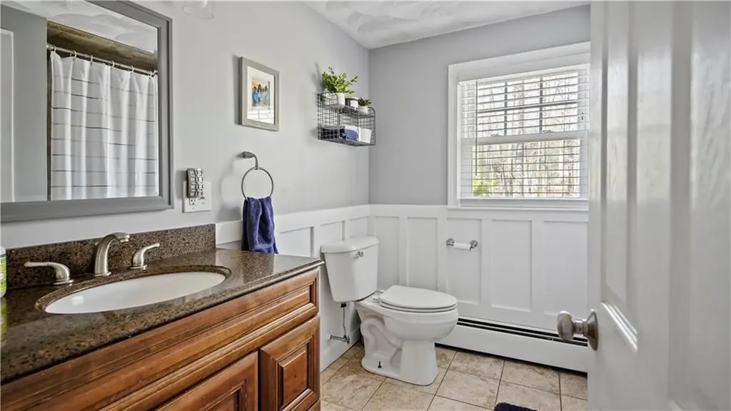 153 Swan Road Smithfield RI 02917