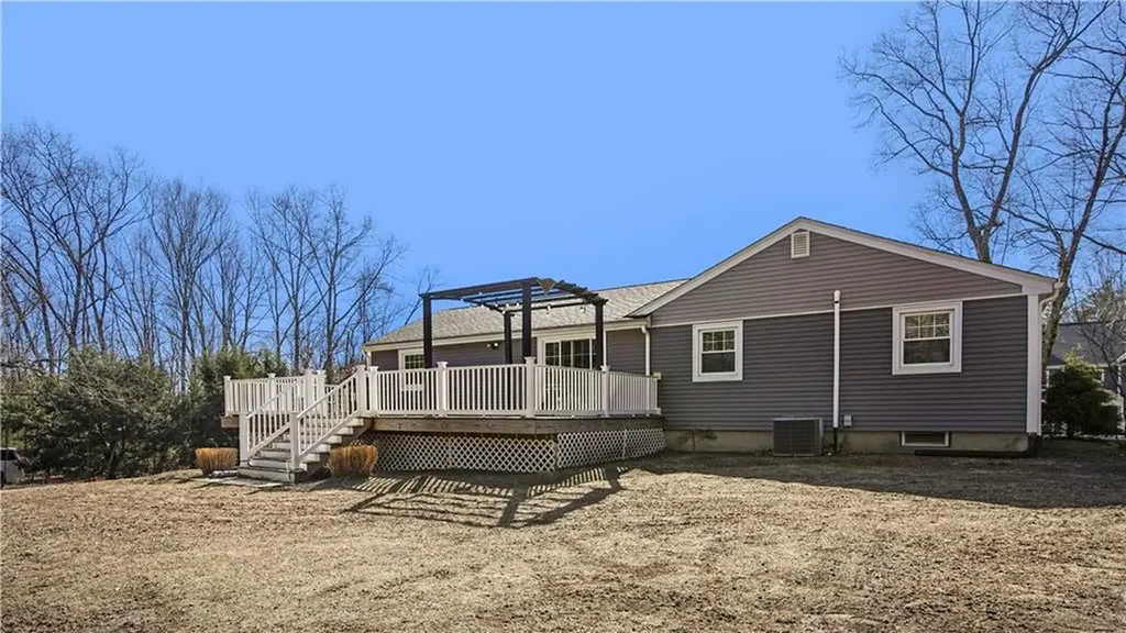 153 Swan Road Smithfield RI 02917