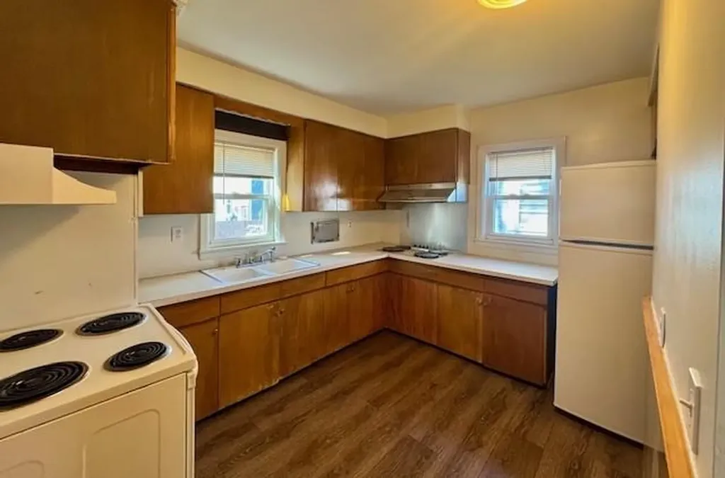 95 Spring Street Cranston RI 02910