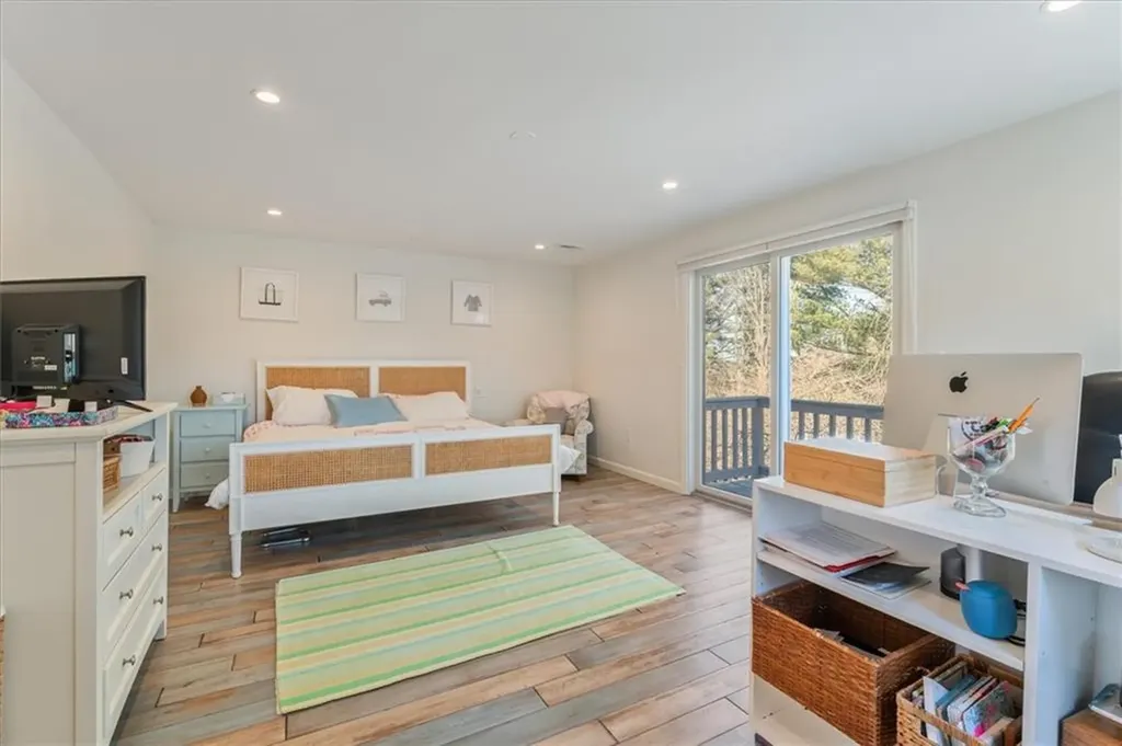98 Hargraves Drive Portsmouth RI 02871