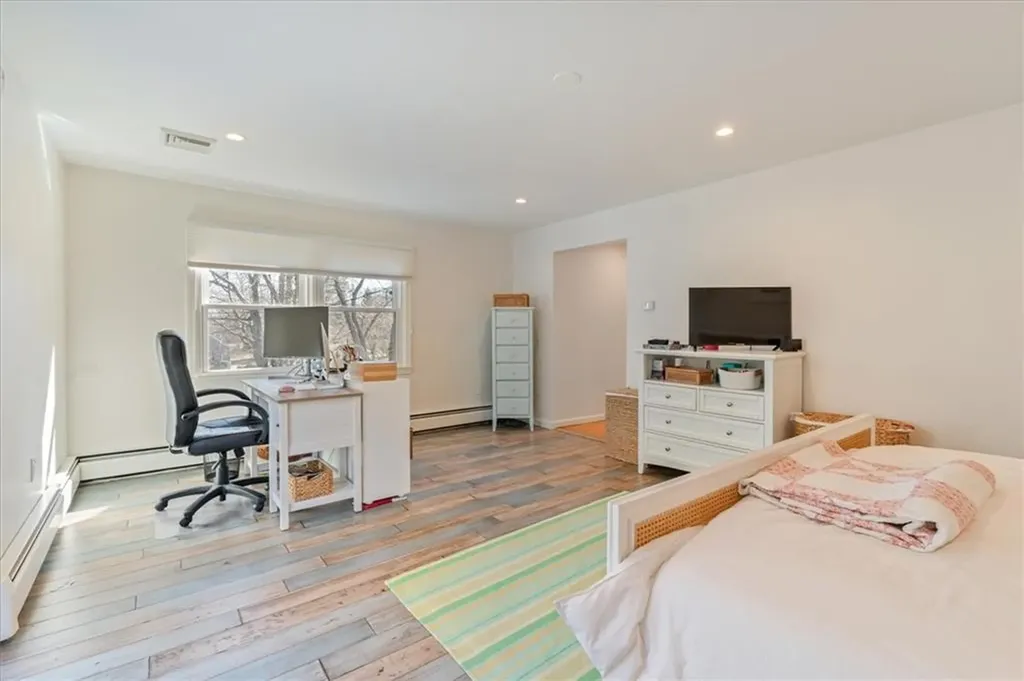 98 Hargraves Drive Portsmouth RI 02871