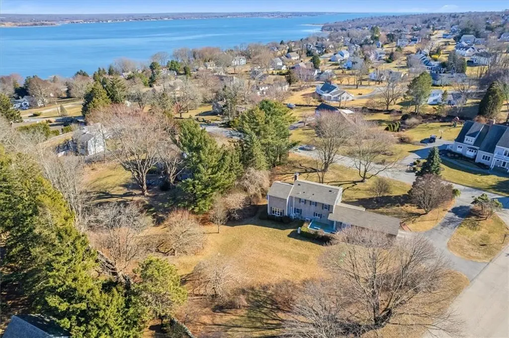 98 Hargraves Drive Portsmouth RI 02871
