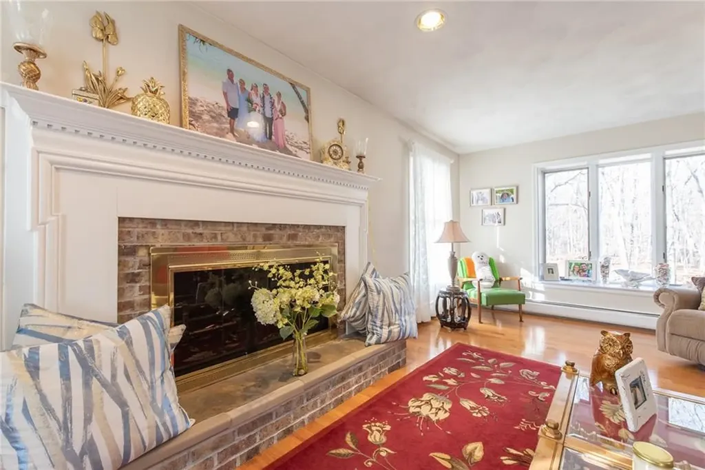 35 Mark Drive Lincoln RI 02865