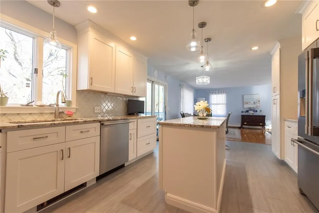 35 Mark Drive Lincoln RI 02865