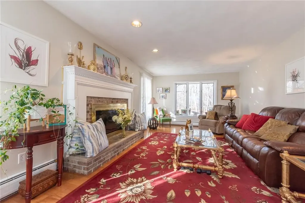 35 Mark Drive Lincoln RI 02865