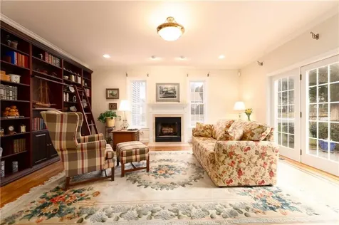 14 Clifton Road Bristol RI 02809