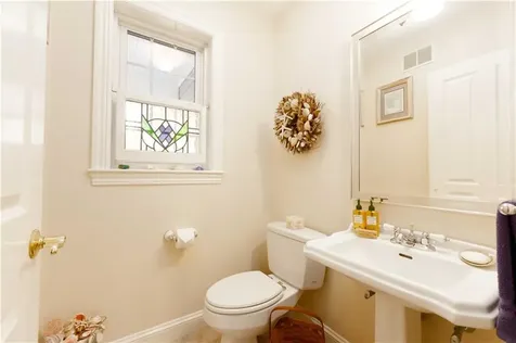 14 Clifton Road Bristol RI 02809