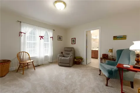 14 Clifton Road Bristol RI 02809