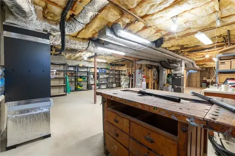 14 Clifton Road Bristol RI 02809