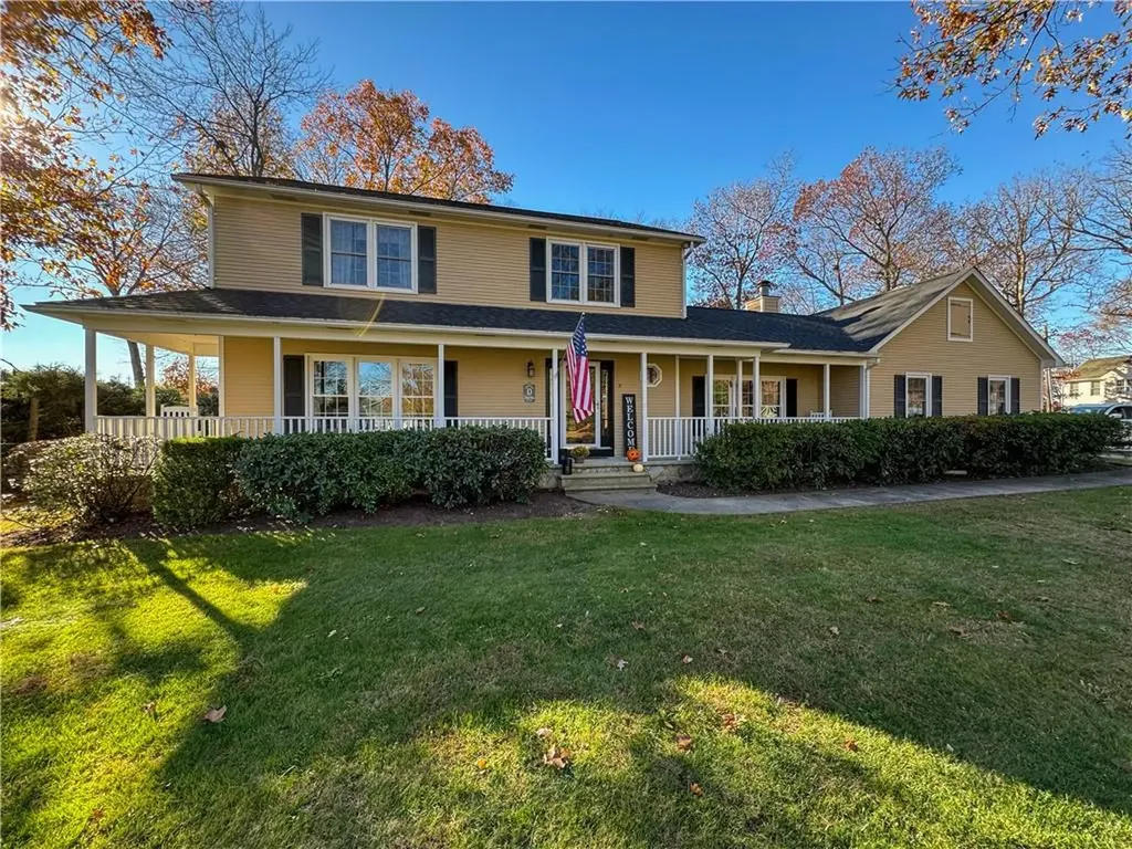 3 Pheasant Hill Lane Cranston RI 02921