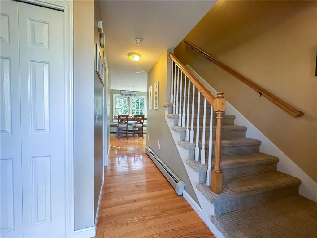 3 Pheasant Hill Lane Cranston RI 02921
