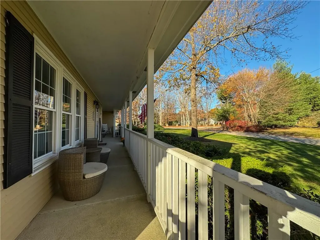 3 Pheasant Hill Lane Cranston RI 02921