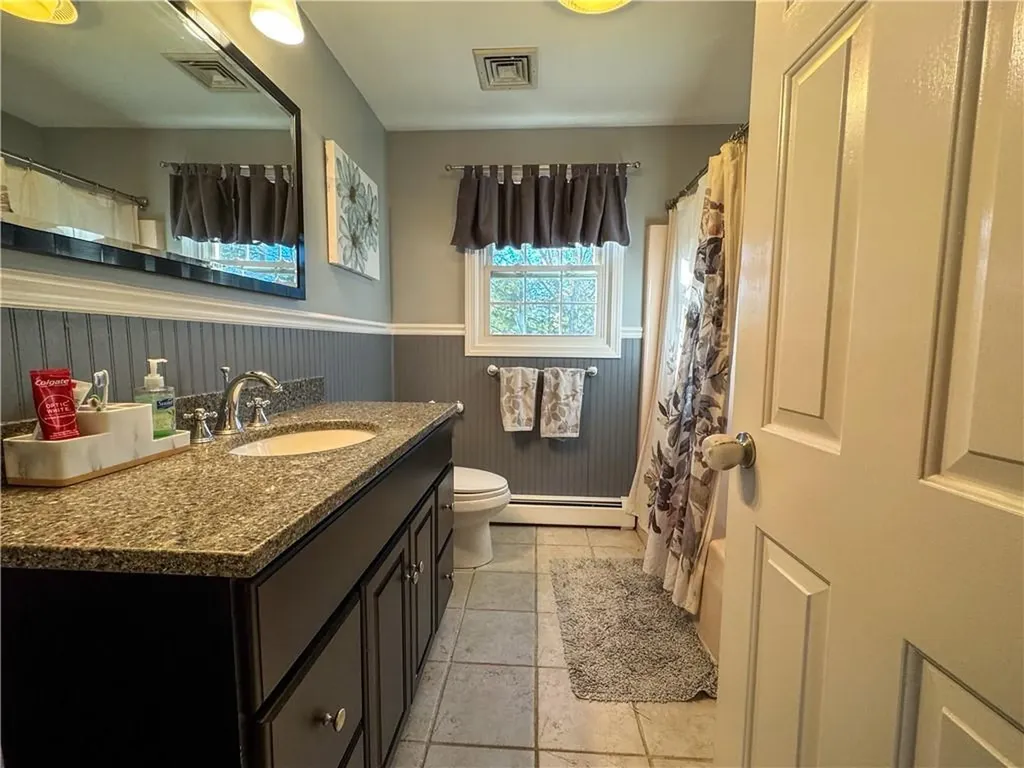 3 Pheasant Hill Lane Cranston RI 02921