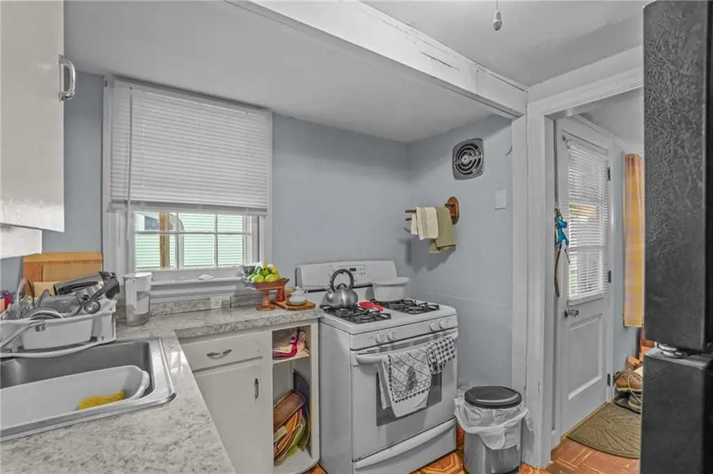 19 Leigh Road Cumberland RI 02864