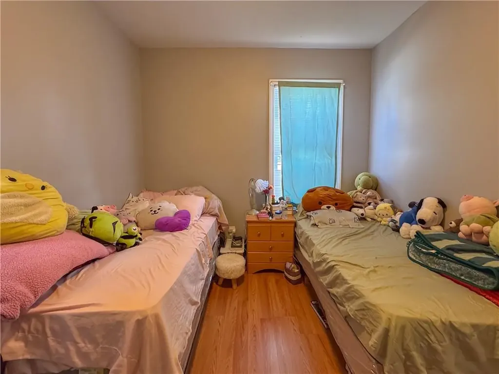 17 Pekin Street Providence RI 02908