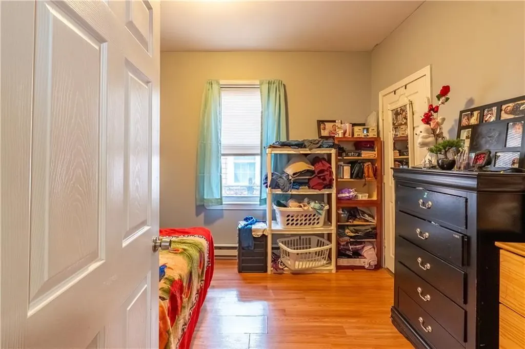 17 Pekin Street Providence RI 02908