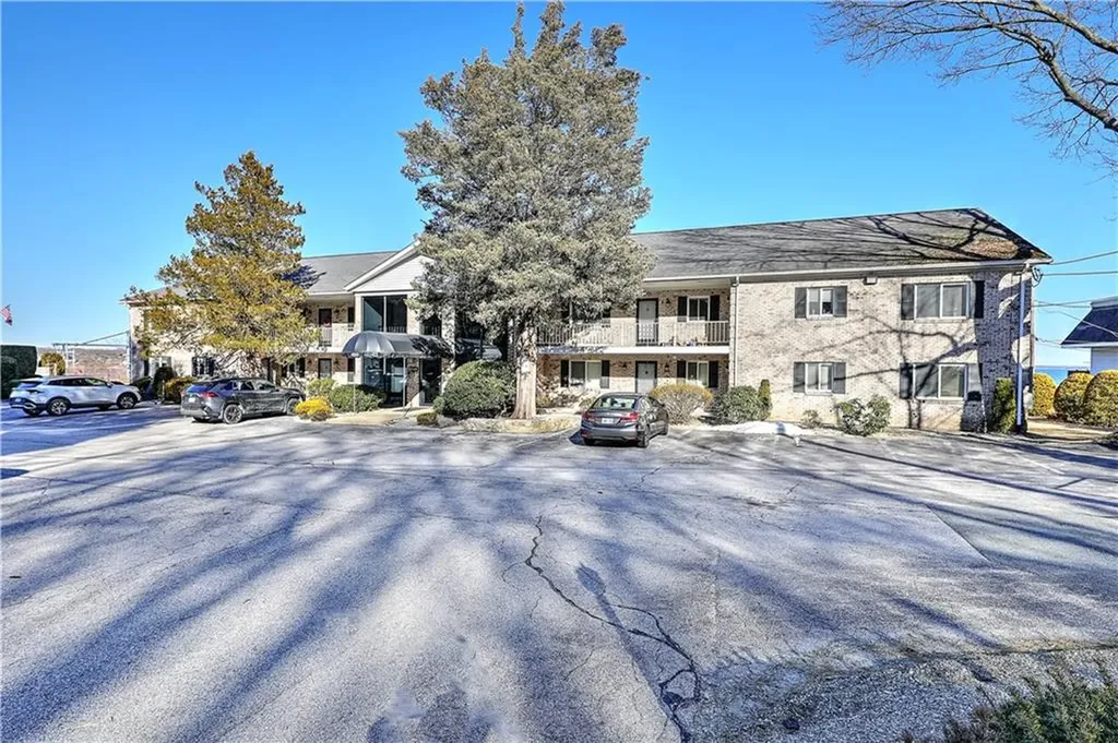 4100 Post Road Warwick RI 02886