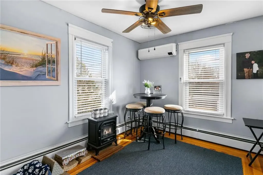 170 Bloomfield Street Pawtucket RI 02861