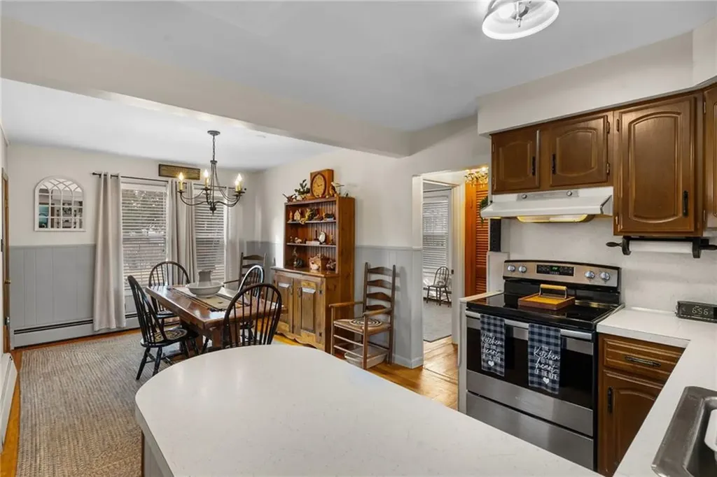 170 Bloomfield Street Pawtucket RI 02861