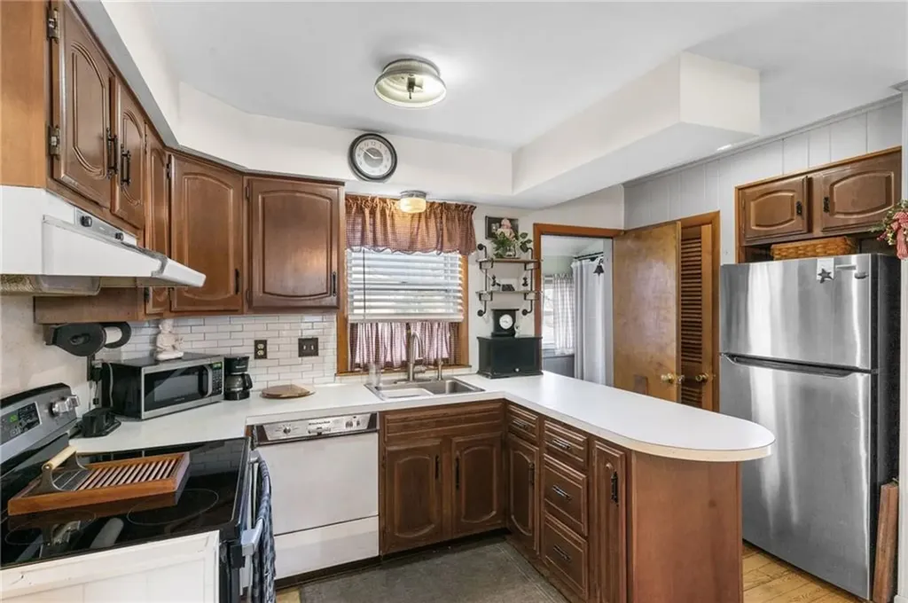 170 Bloomfield Street Pawtucket RI 02861