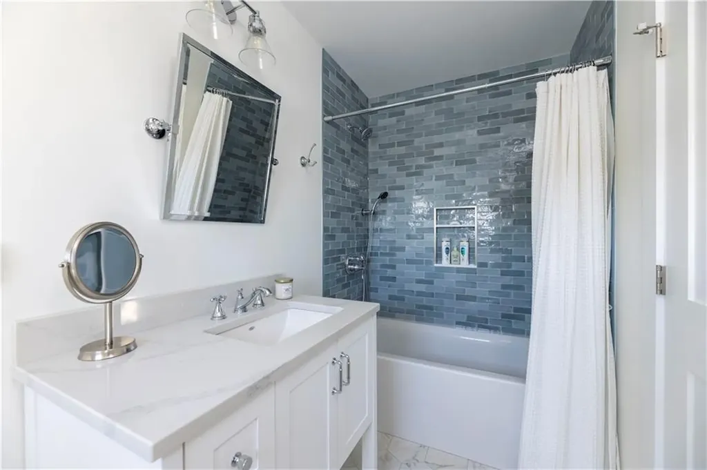 808 West Beach Road Charlestown RI 02813