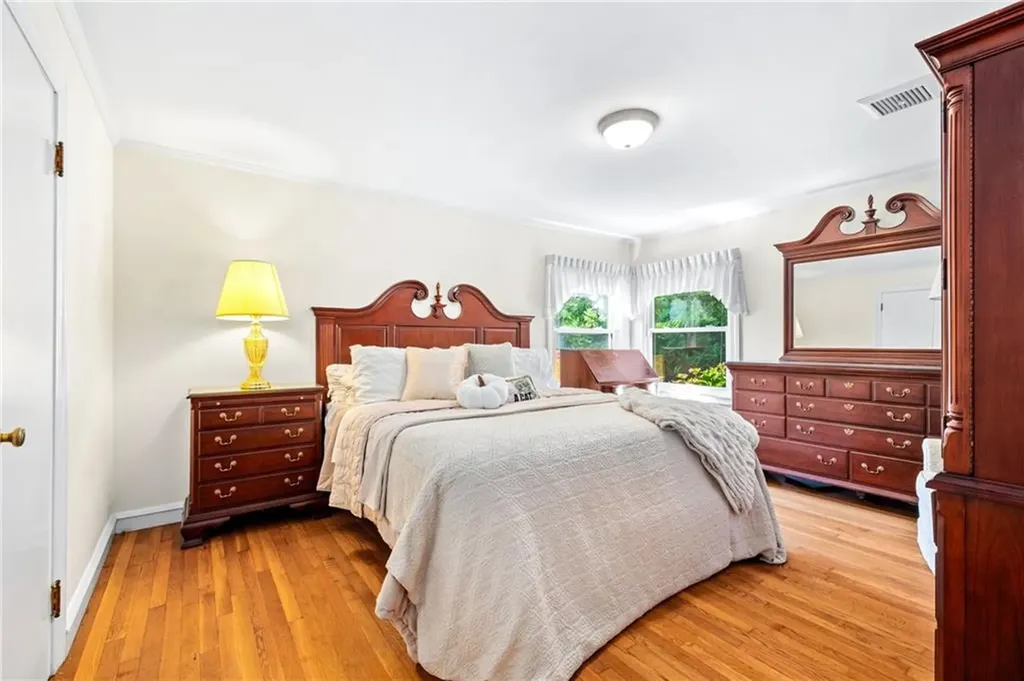 91 South Hill Drive Cranston RI 02920