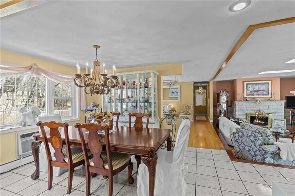 1 Melody Lane Johnston RI 02919