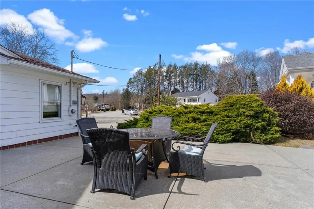 1 Melody Lane Johnston RI 02919