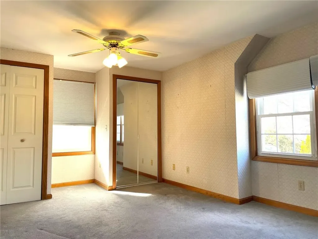 61 Mystic Drive Warwick RI 02889
