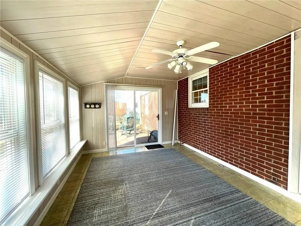 61 Mystic Drive Warwick RI 02889
