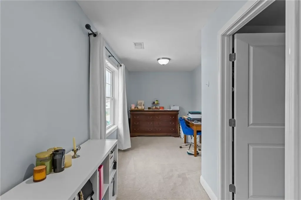 52 Guild Avenue Warwick RI 02889