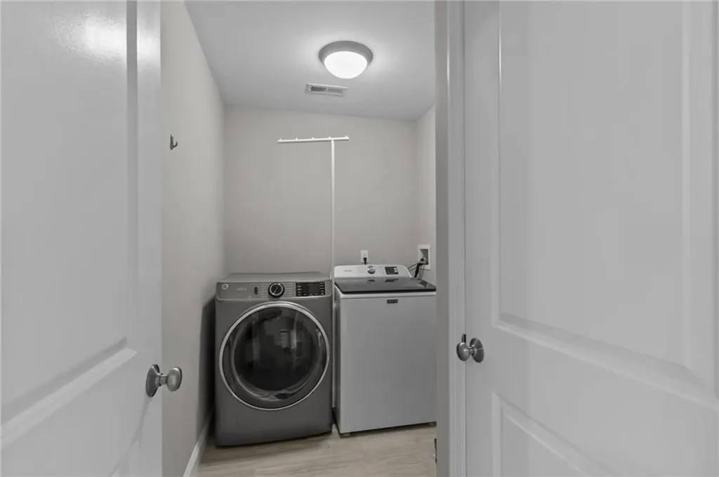 52 Guild Avenue Warwick RI 02889