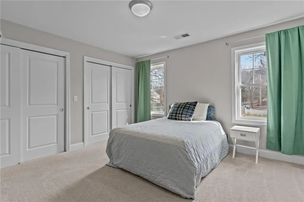 52 Guild Avenue Warwick RI 02889