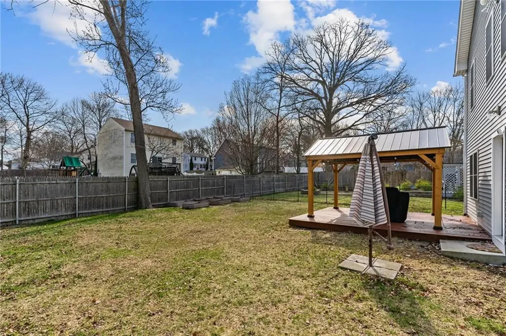 52 Guild Avenue Warwick RI 02889