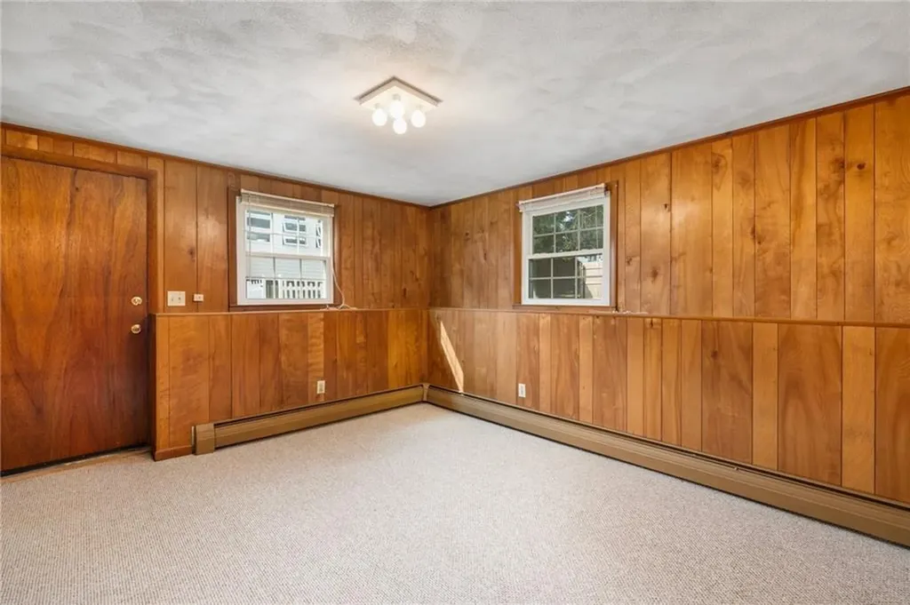 98 Sheffield Road Cranston RI 02920