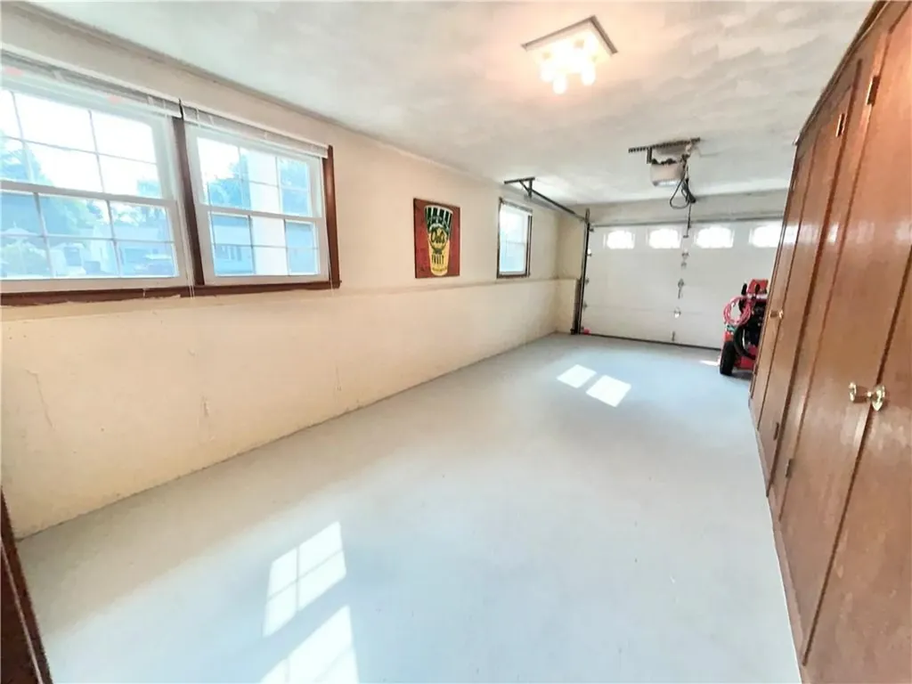 98 Sheffield Road Cranston RI 02920