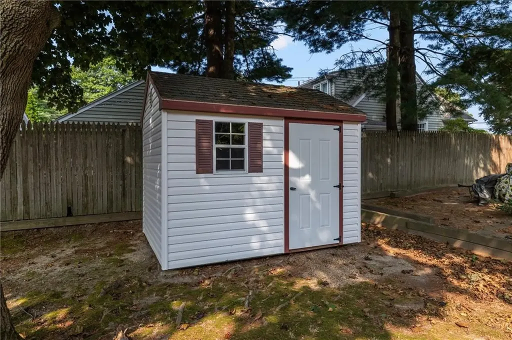 98 Sheffield Road Cranston RI 02920