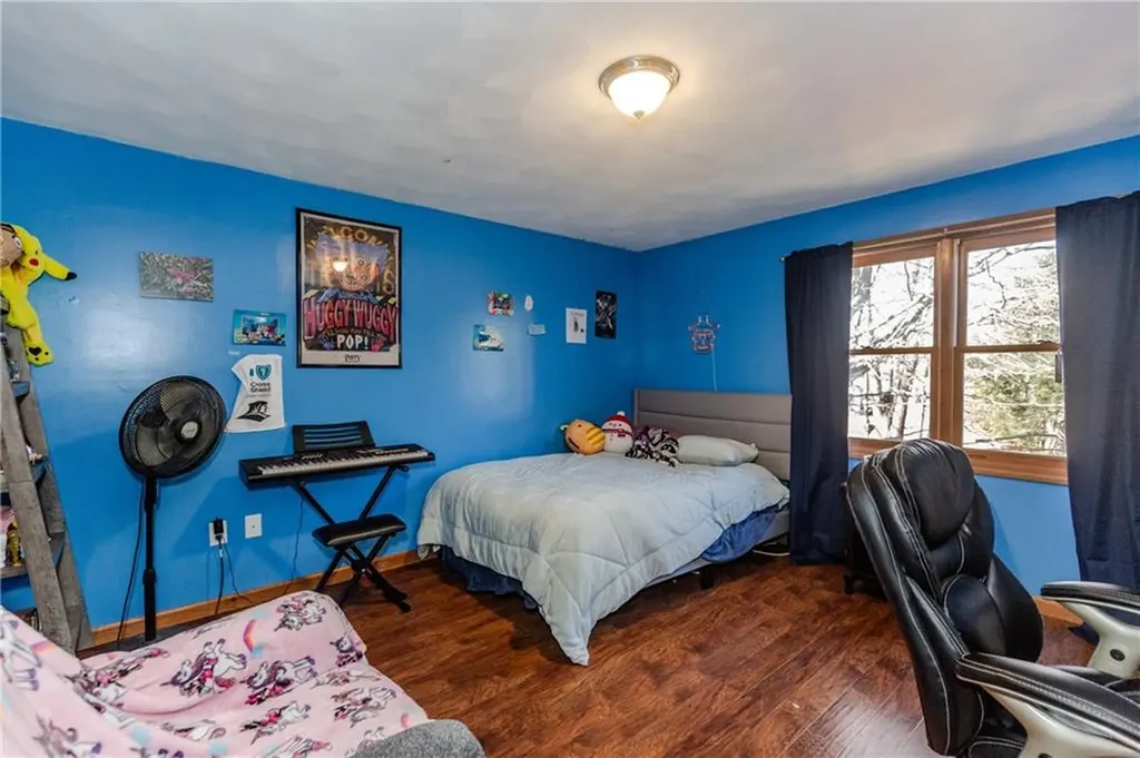 4 Robert Circle Johnston RI 02919