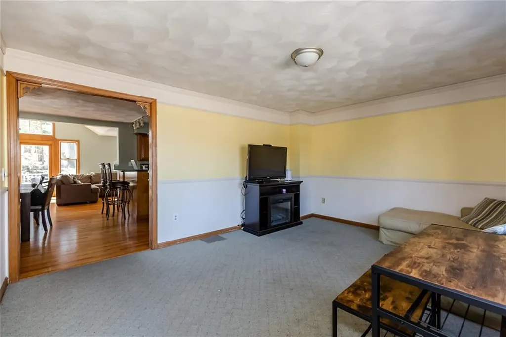 4 Robert Circle Johnston RI 02919