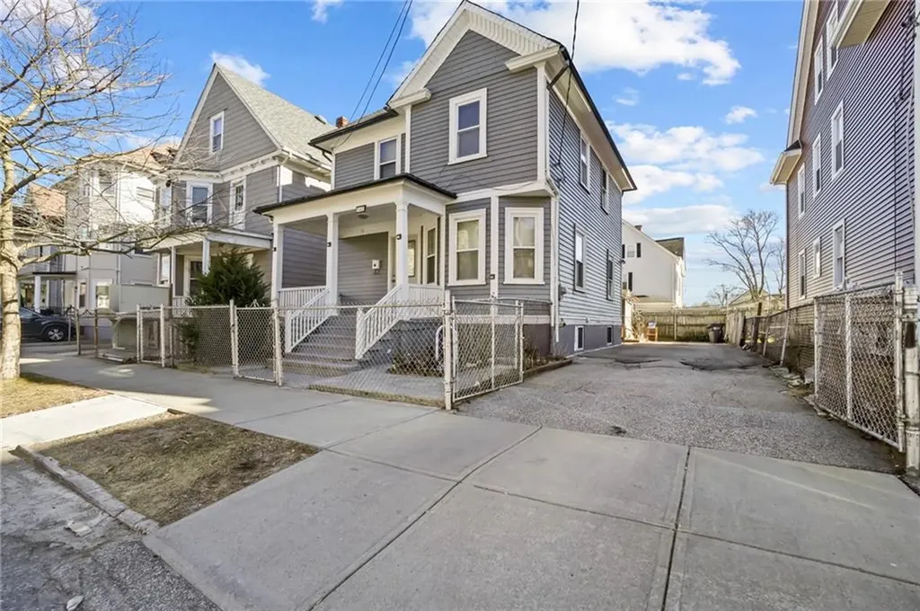 142 Indiana Avenue Providence RI 02905