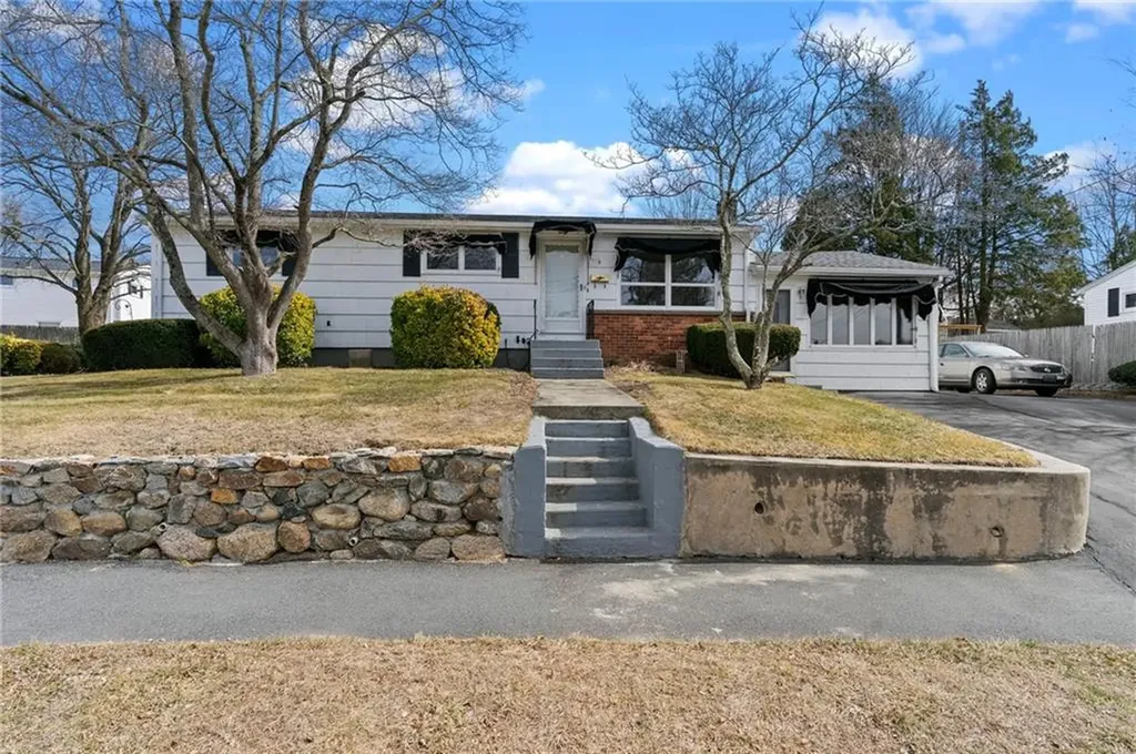 116 Stony Acre Drive Cranston RI 02920
