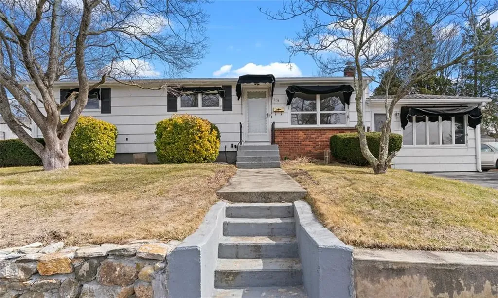 116 Stony Acre Drive Cranston RI 02920
