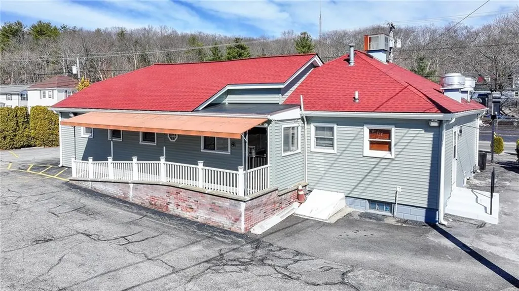 294 Waterman Avenue Smithfield RI 02917