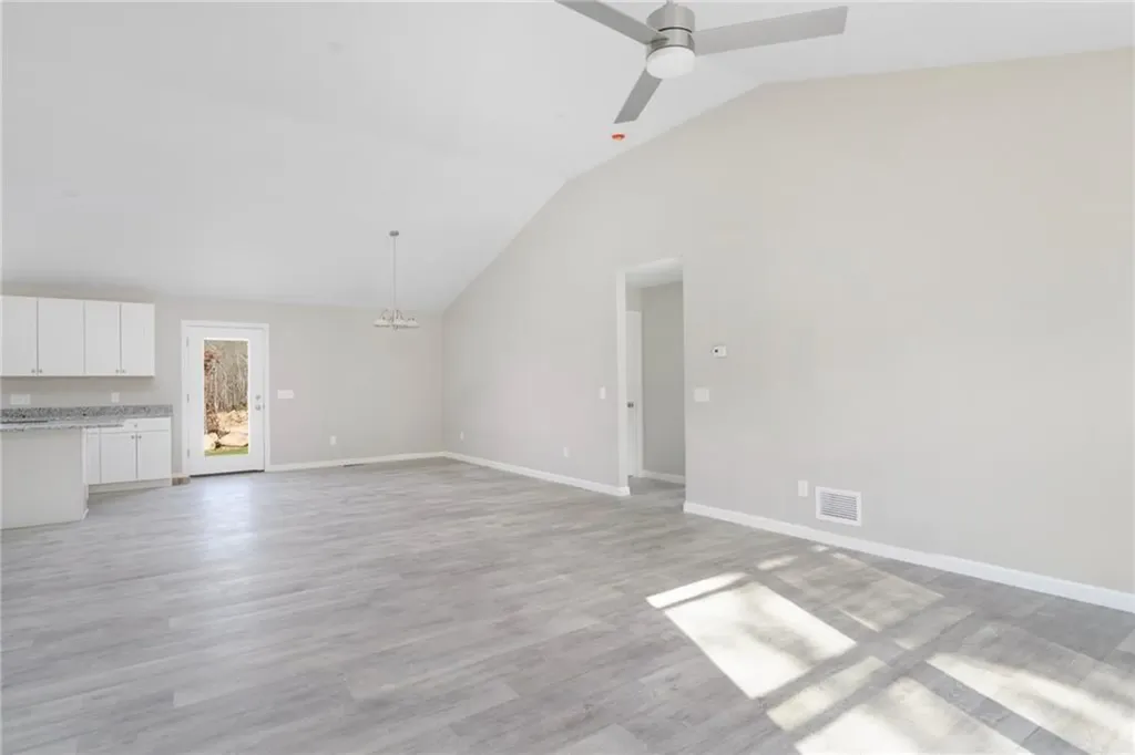 8 Fanning Place Hopkinton RI 02833