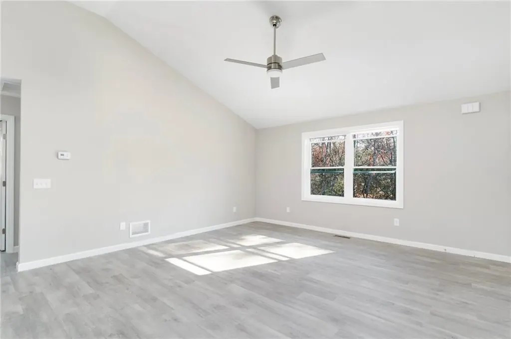 8 Fanning Place Hopkinton RI 02833