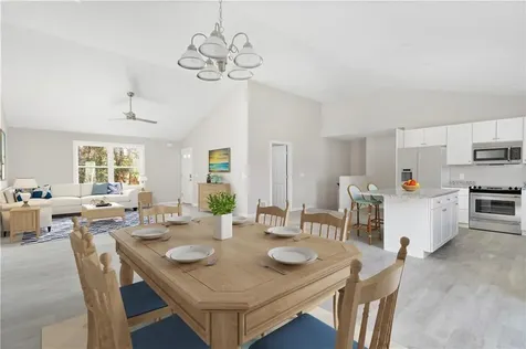 8 Fanning Place Hopkinton RI 02833