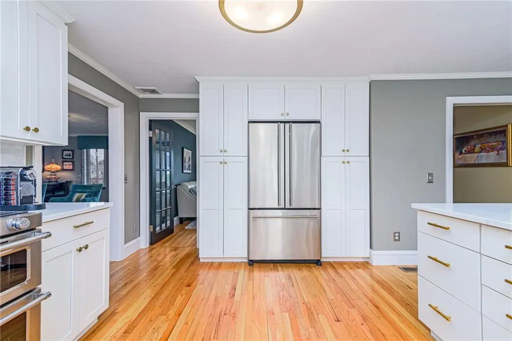 45 Surrey Drive Cranston RI 02920
