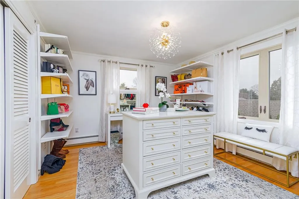 45 Surrey Drive Cranston RI 02920