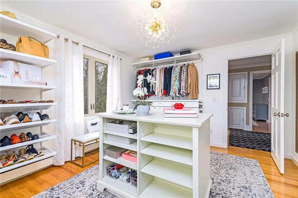 45 Surrey Drive Cranston RI 02920