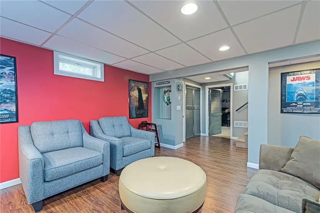 45 Surrey Drive Cranston RI 02920
